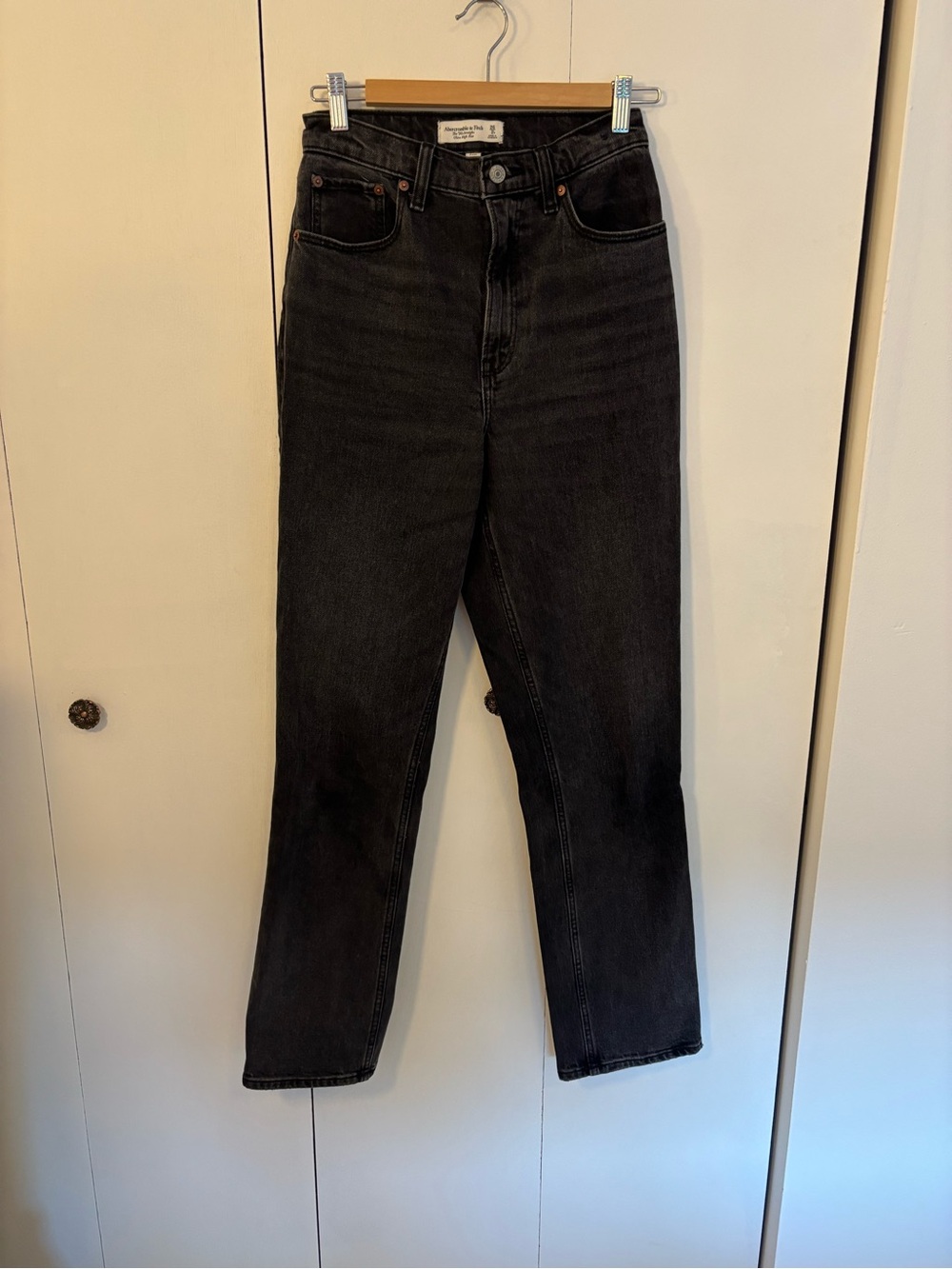 Abercrombie & Fitch Women's Straight Leg Black Jeans
